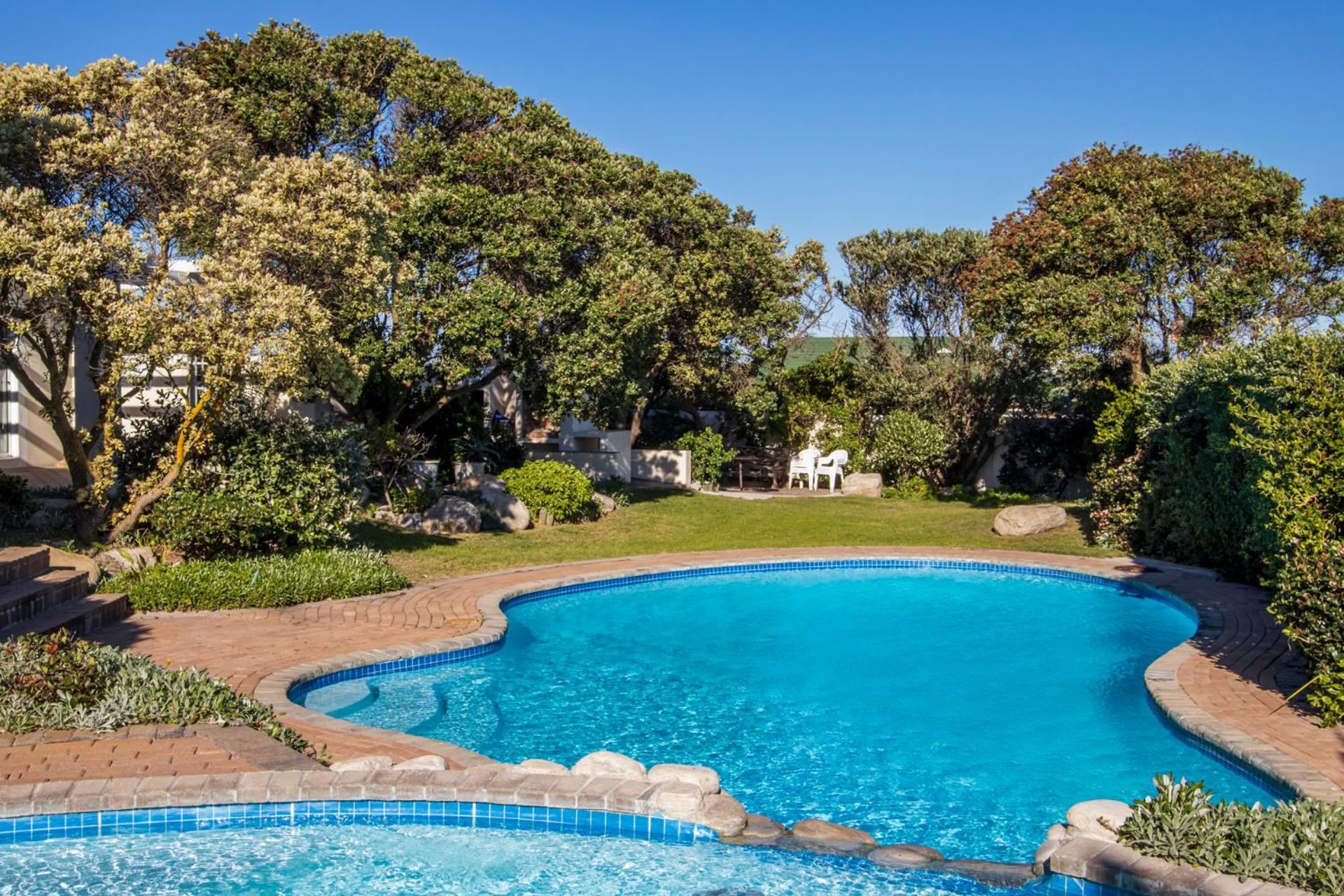 42 Whale Rock Estate Apartment *